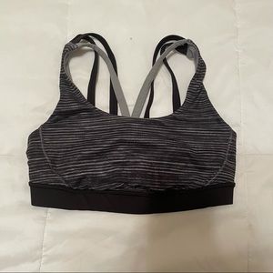 Lululemon Sports Bra (Size 6)